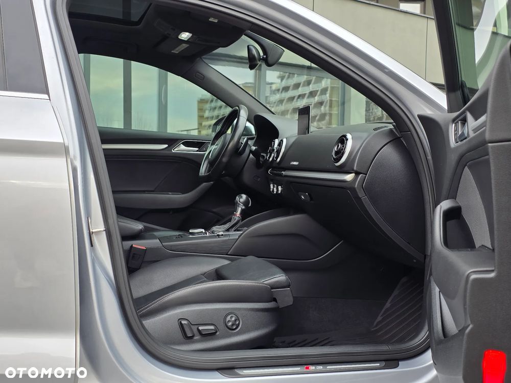 Audi S3 2.0 TFSI Quattro S tronic - 32