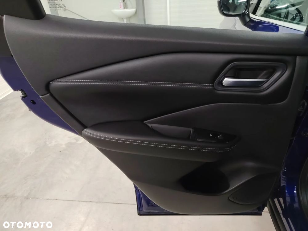 Nissan Qashqai 1.3 DIG-T MHEV N-Connecta - 24