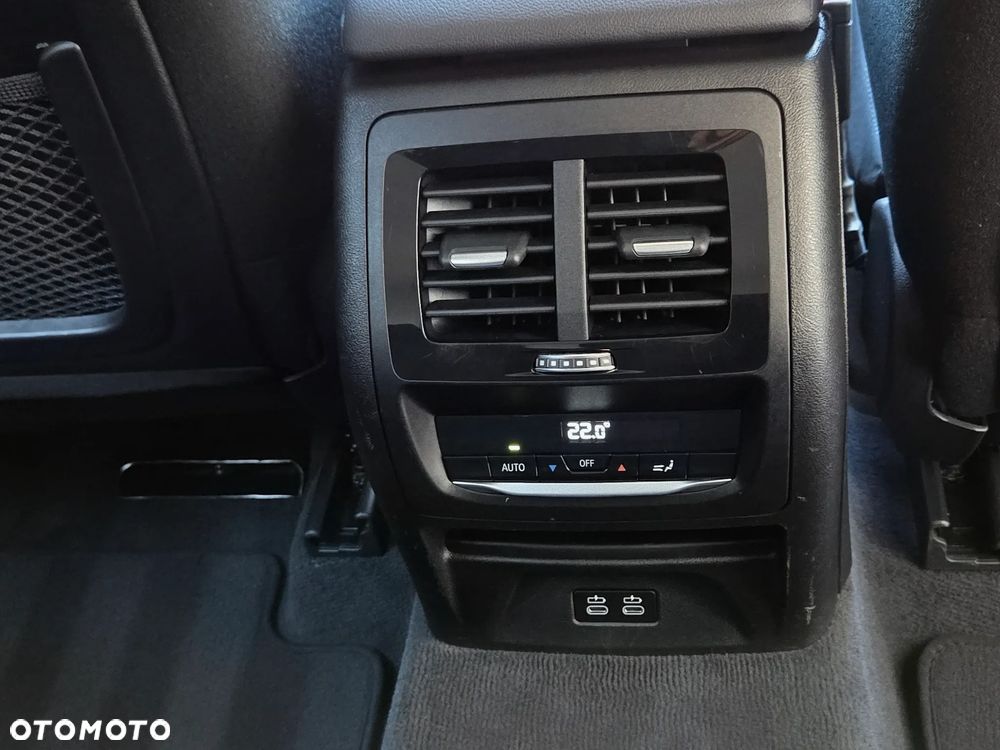 BMW X3 xDrive20i GPF Advantage - 31