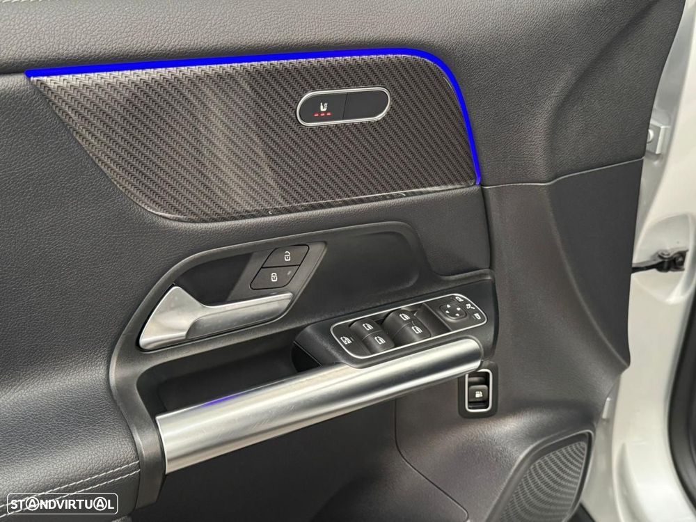 Mercedes-Benz GLA 250 e AMG Line - 43