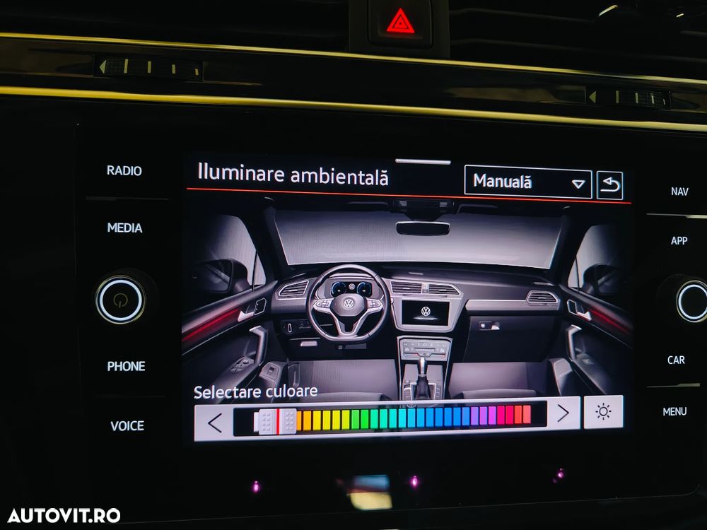 Volkswagen Tiguan - 37