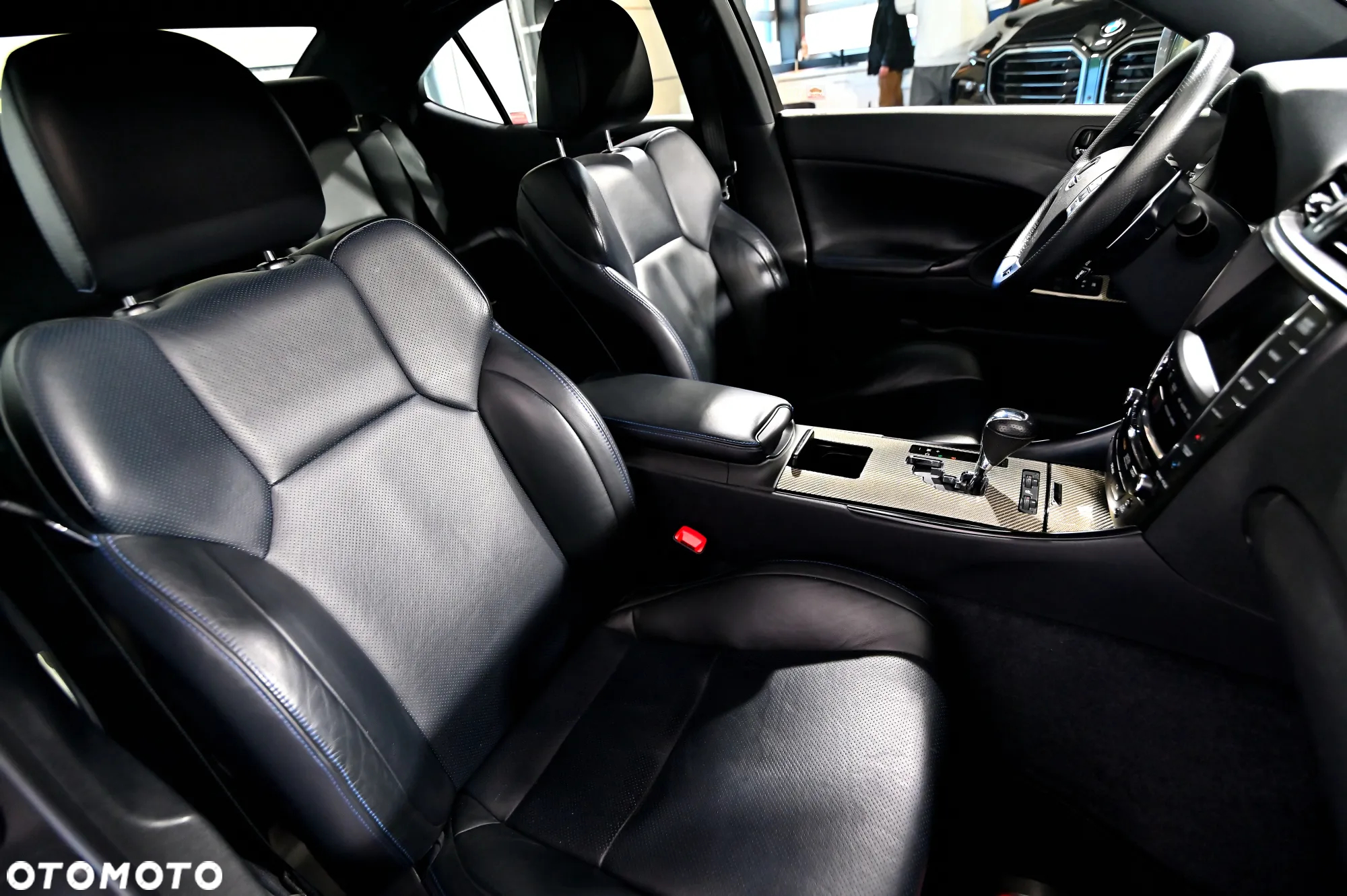 Lexus IS F - 11
