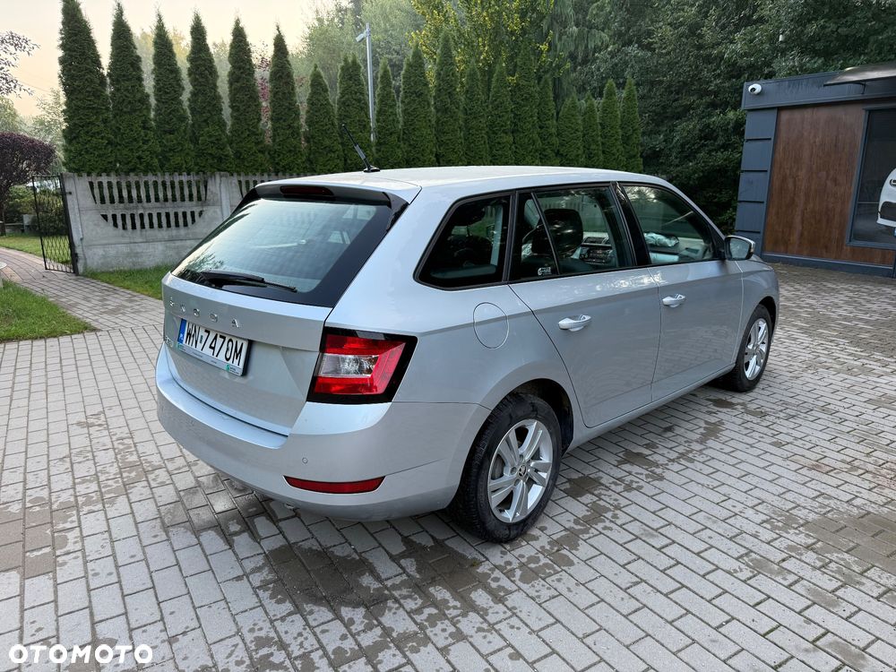 Skoda Fabia 1.0 TSI Ambition - 6