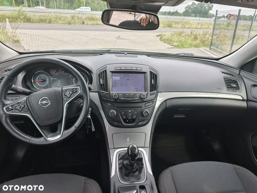 Opel Insignia - 24