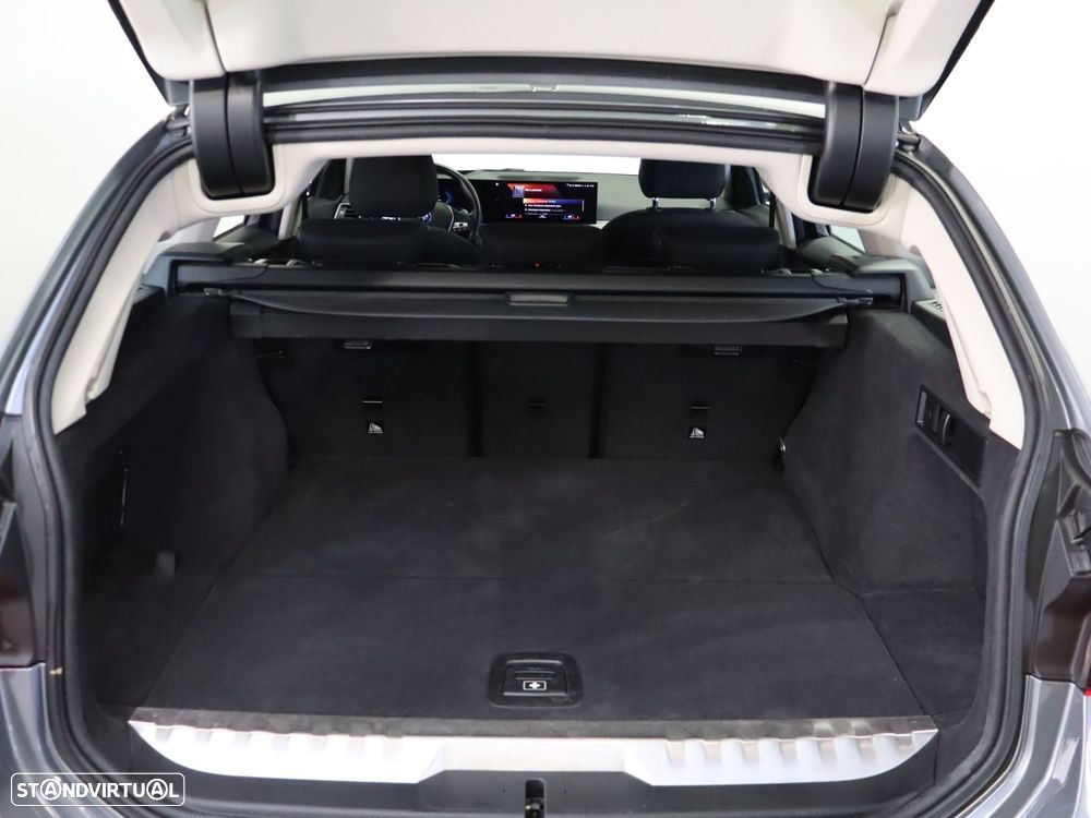 BMW 320 e Corporate Edition Auto - 26