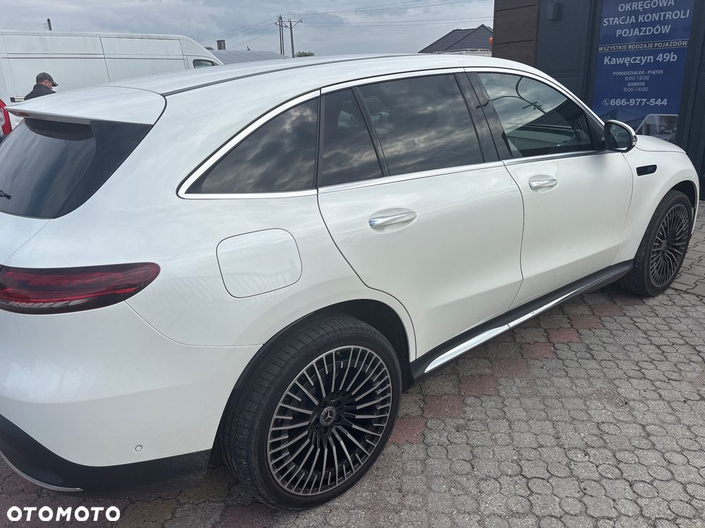 Mercedes-Benz EQC 400 4Matic AMG Line - 3