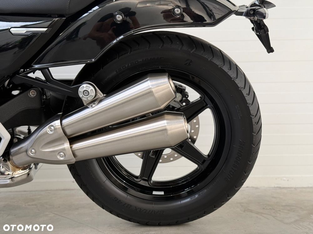 BMW R - 32