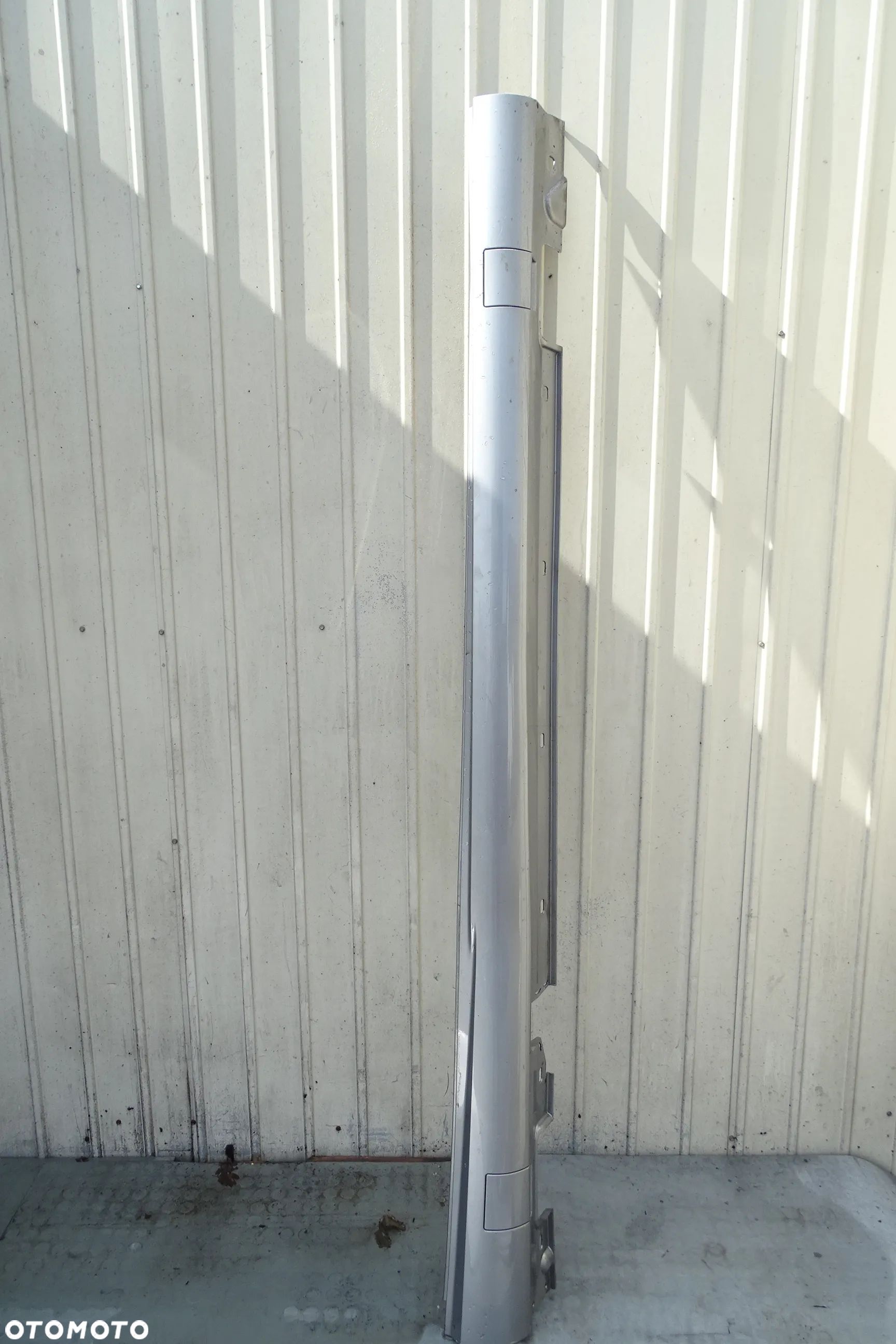 E KLASA W212 Prog AMG prawy 2126901640 - 1