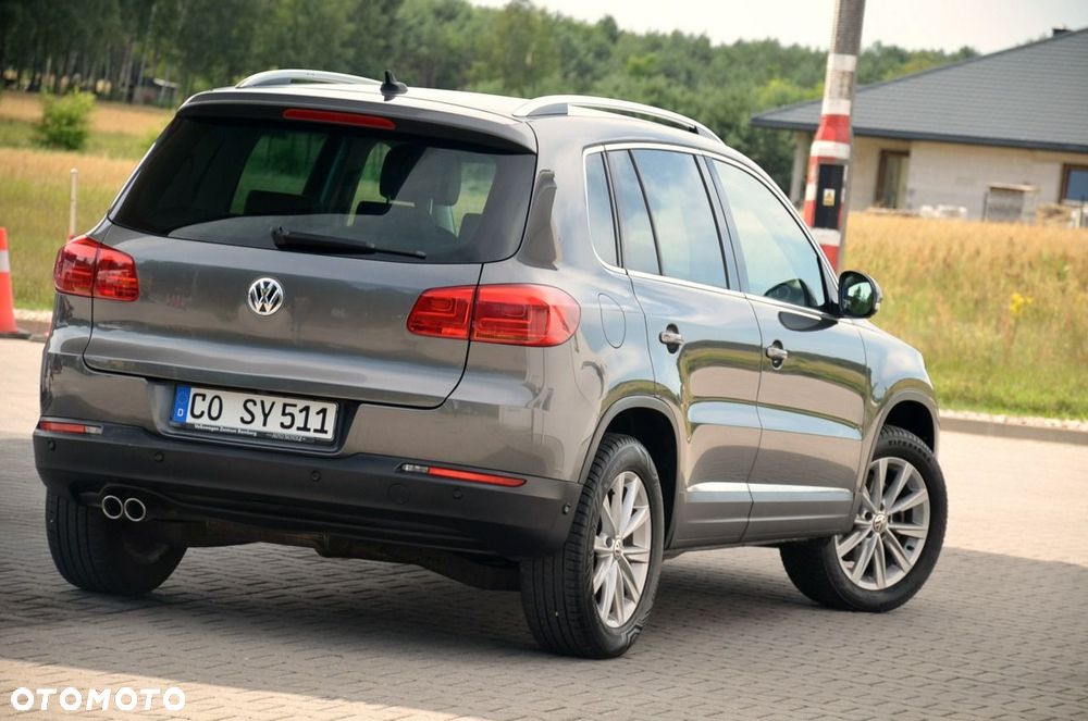 Volkswagen Tiguan - 12