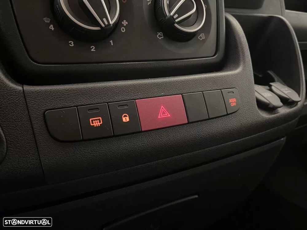 Peugeot boxer 2.2 bluehdi 335 l2 cd - 22