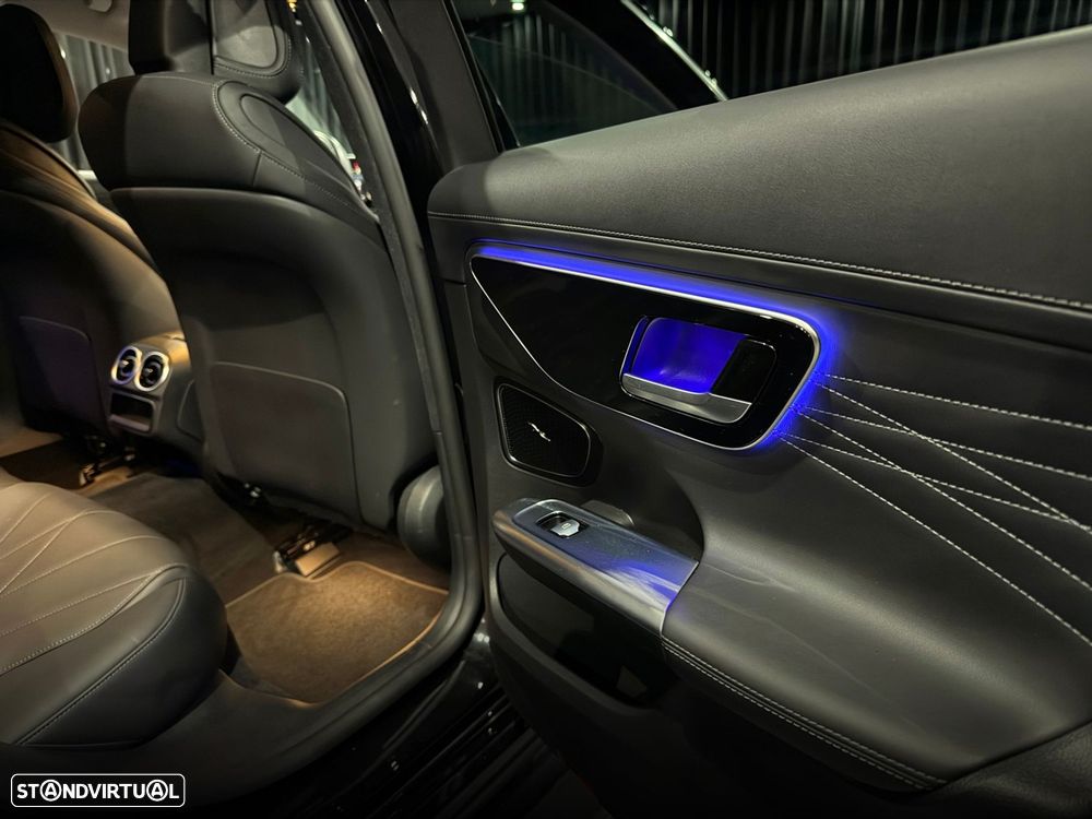 Mercedes-Benz C 300 e T 9G-TRONIC AMG Line - 43
