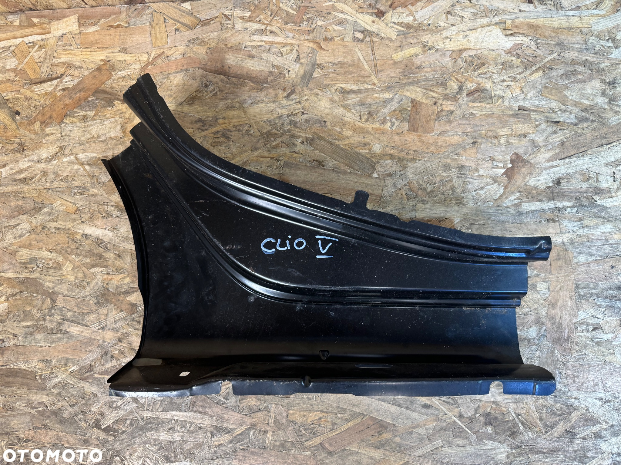 Renault clio 5 V lewy próg poszycie - 2