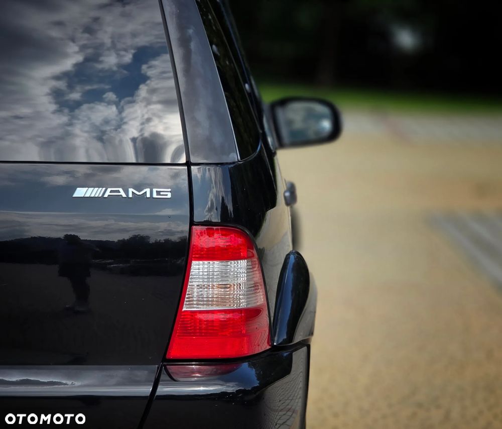Mercedes-Benz ML 55 AMG - 11