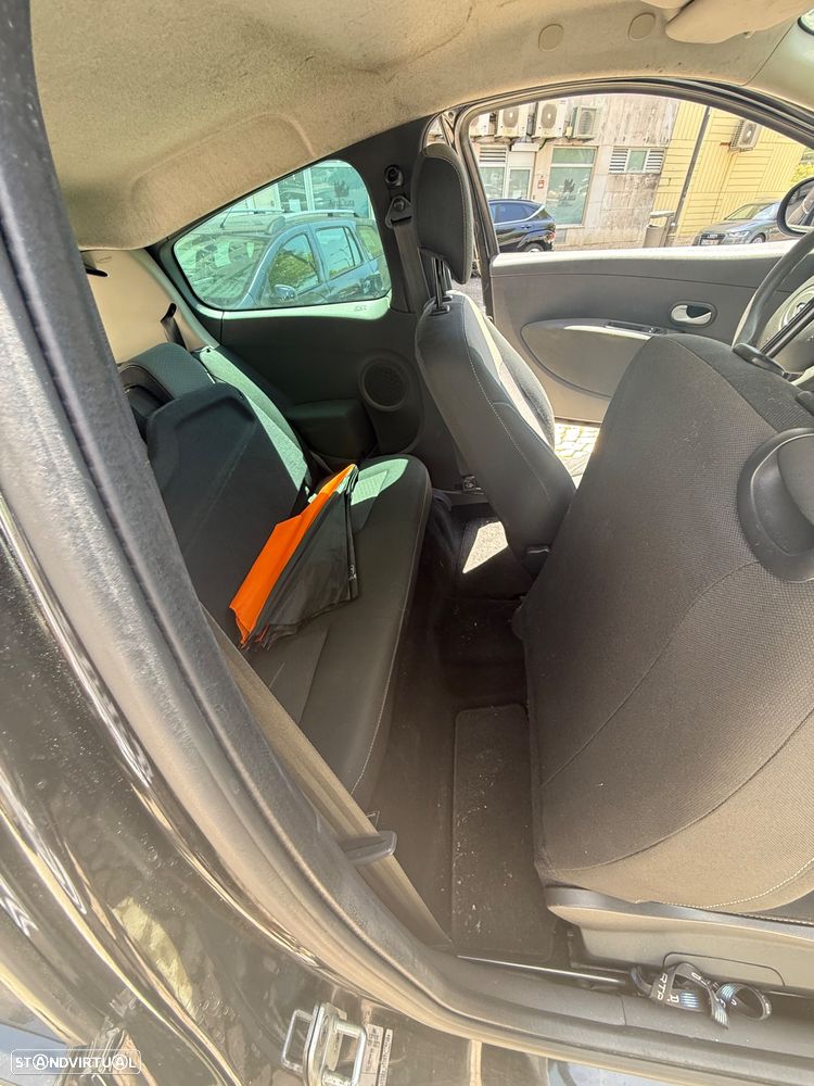 Renault Clio - 9