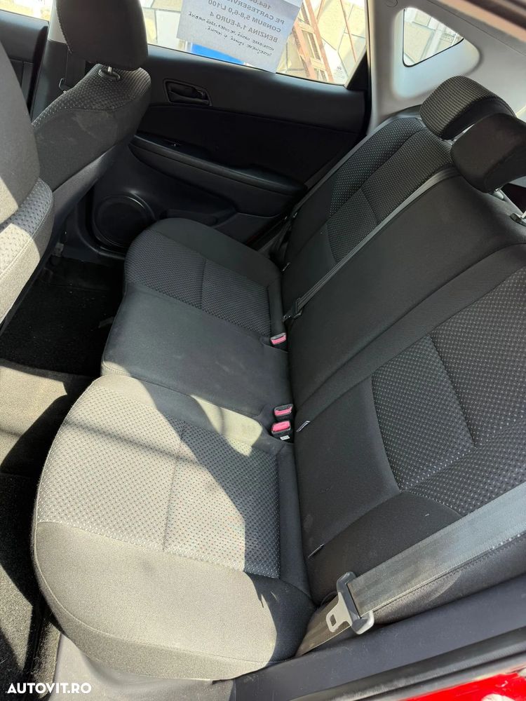 Hyundai i30 1.4 Classic - 12