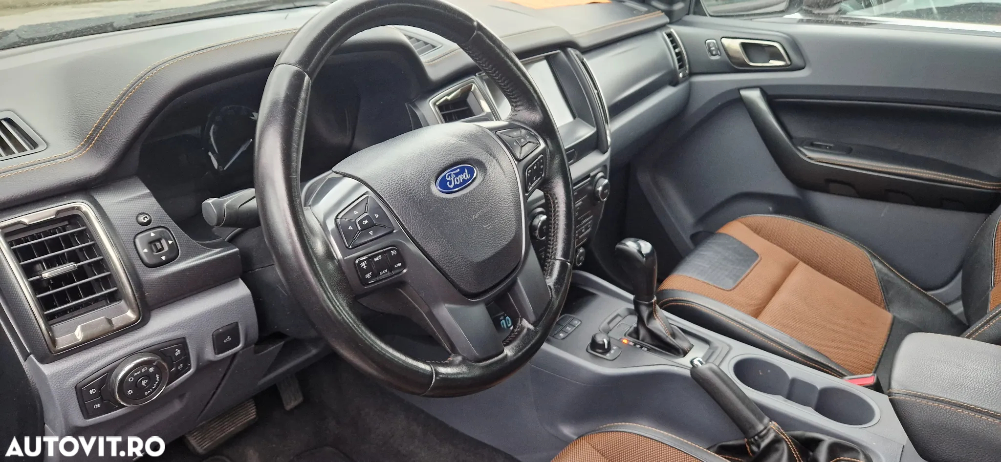 Ford Ranger Pick-Up 3.2 Duratorq 200 CP 4x4 Cabina Dubla Wildtrack Aut. - 40