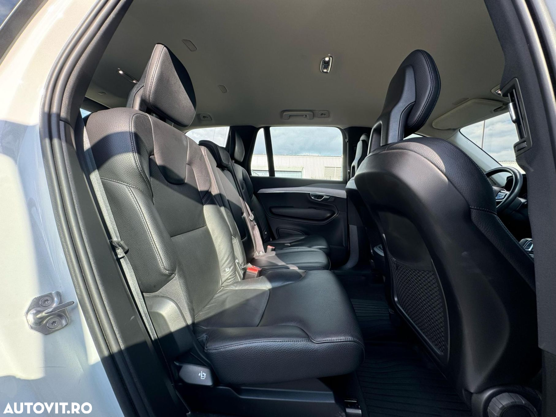 Volvo XC 90 B5 D AWD Geartronic Momentum Pro - 15