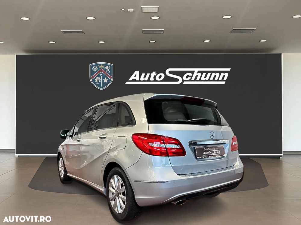 Mercedes-Benz B 200 (BlueEFFICIENCY) 7G-DCT - 4