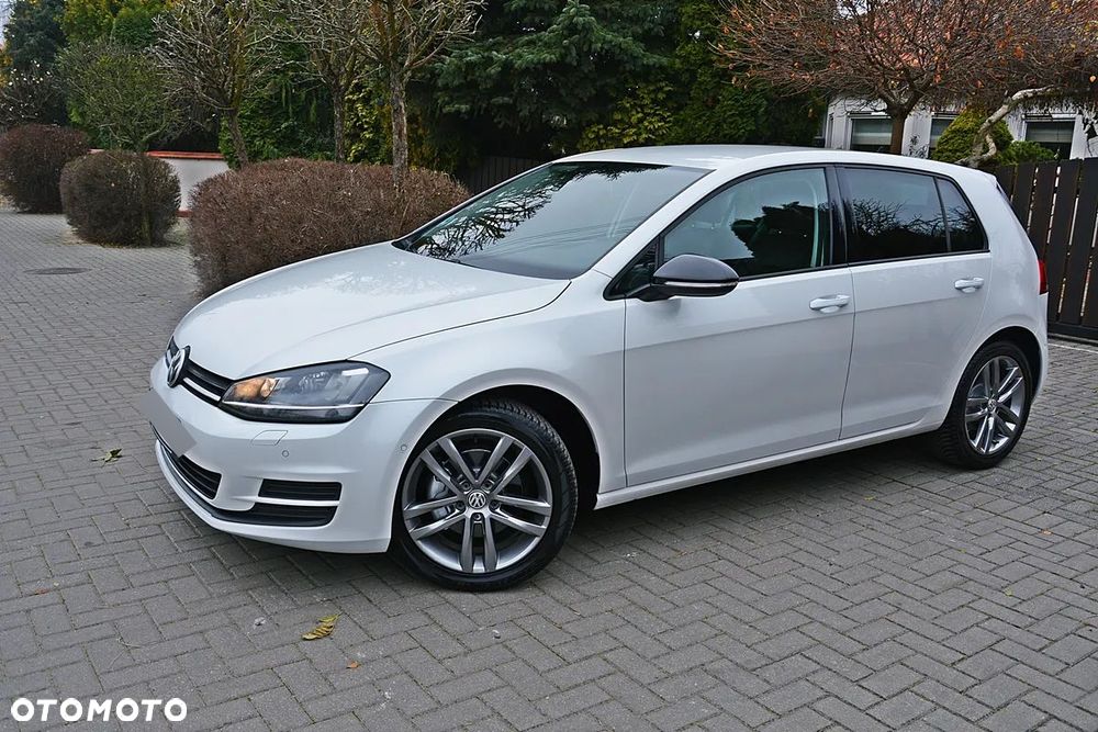 Volkswagen Golf - 3
