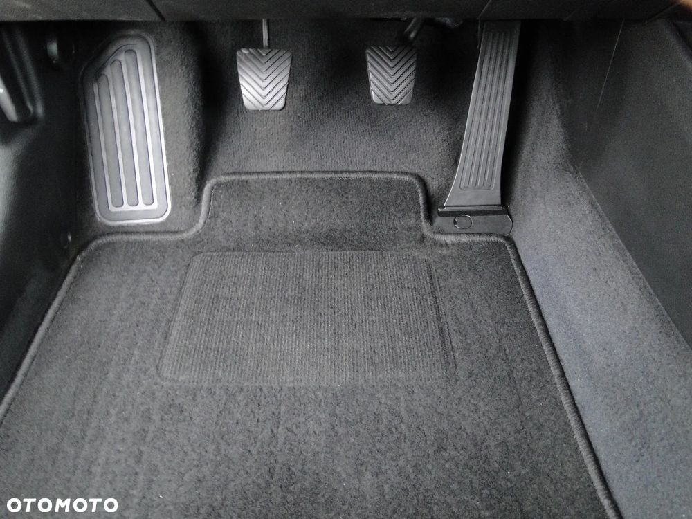 Hyundai i40 1.6 GDI BlueDrive Comfort - 39