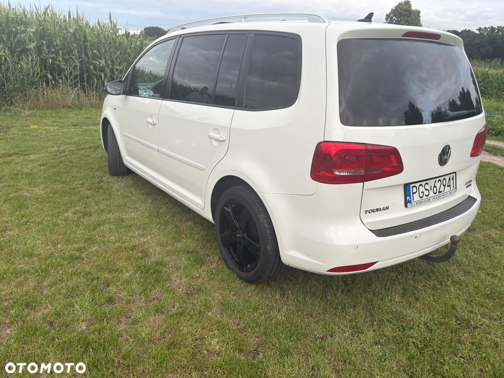 Volkswagen Touran - 2