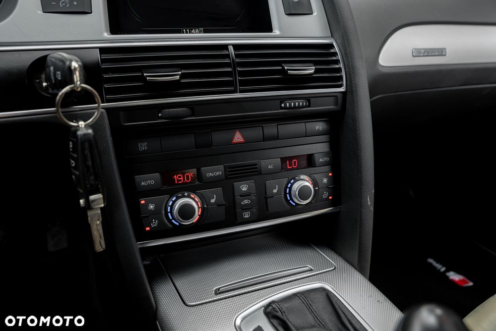 Audi A6 Avant 3.0 TFSI quattro tiptronic - 33