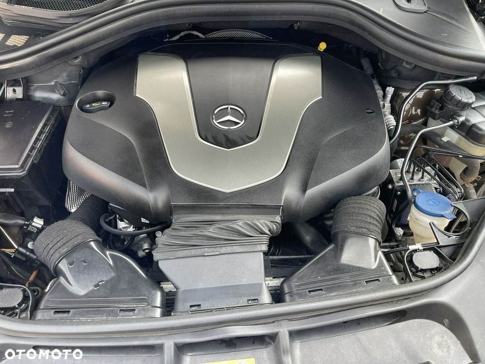 Mercedes-Benz GLS 350 d 4Matic 9G-TRONIC AMG Line - 22
