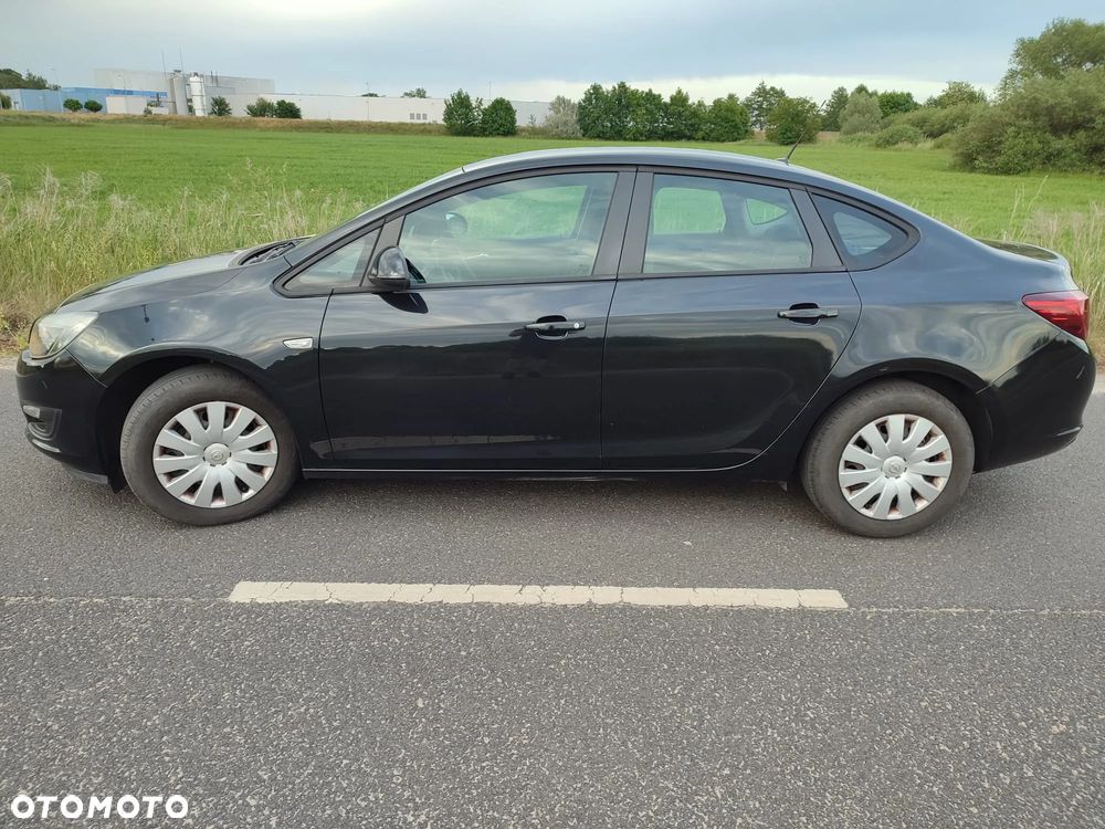 Opel Astra 1.6 Active - 2
