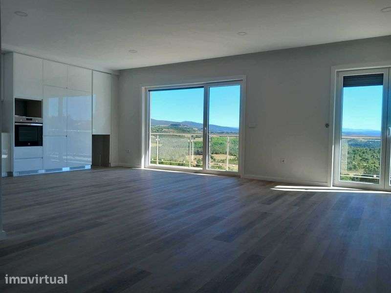 Apartamentos T3 Novos em fase Construção e finalização – Bragança - Grande imagem: 4/11