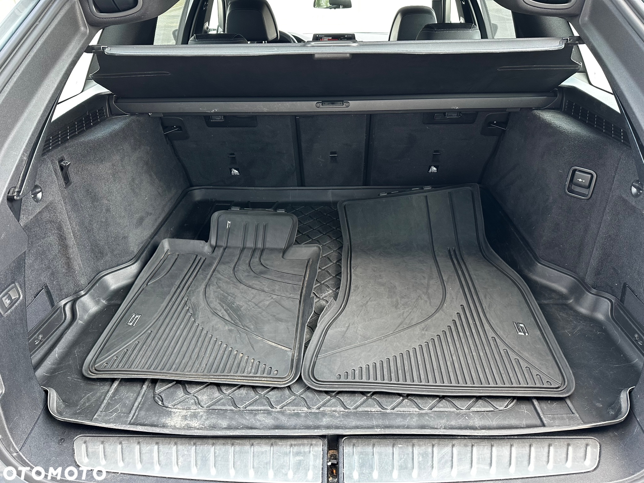 BMW Seria 5 520d Touring M Sport Edition - 23