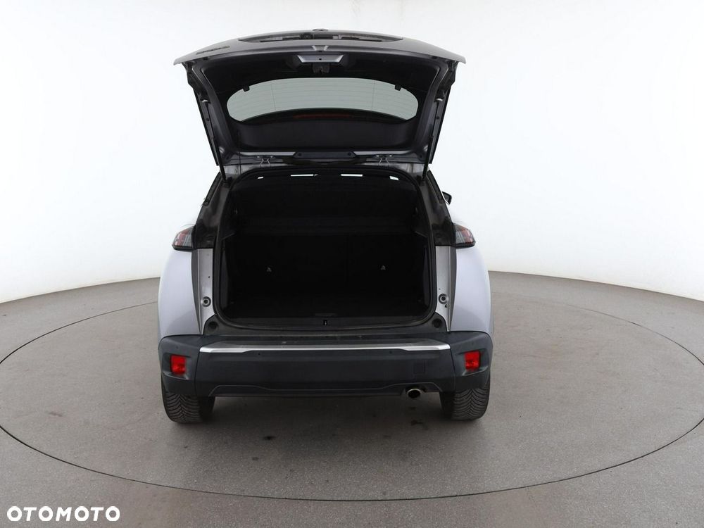 Peugeot 2008 1.5 BlueHDi Allure Pack S&S EAT8 - 20