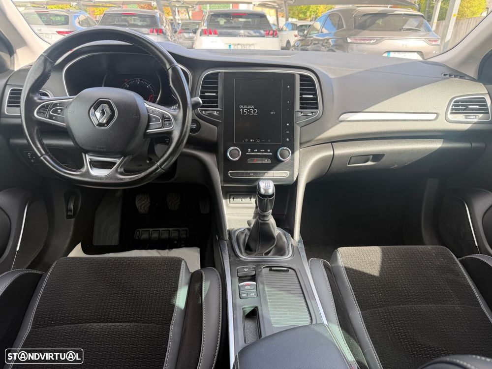 Renault Mégane 1.5 Blue dCi Intens - 7