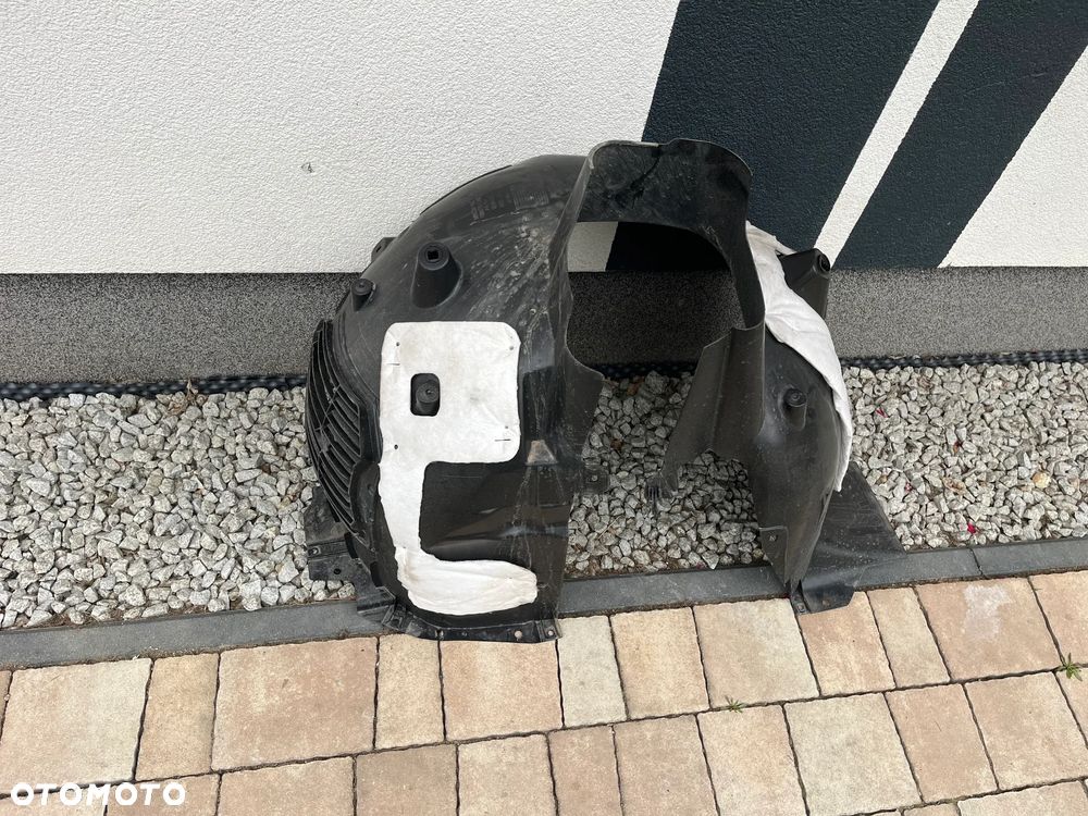 Opel Astra L nadkole prawe - 1