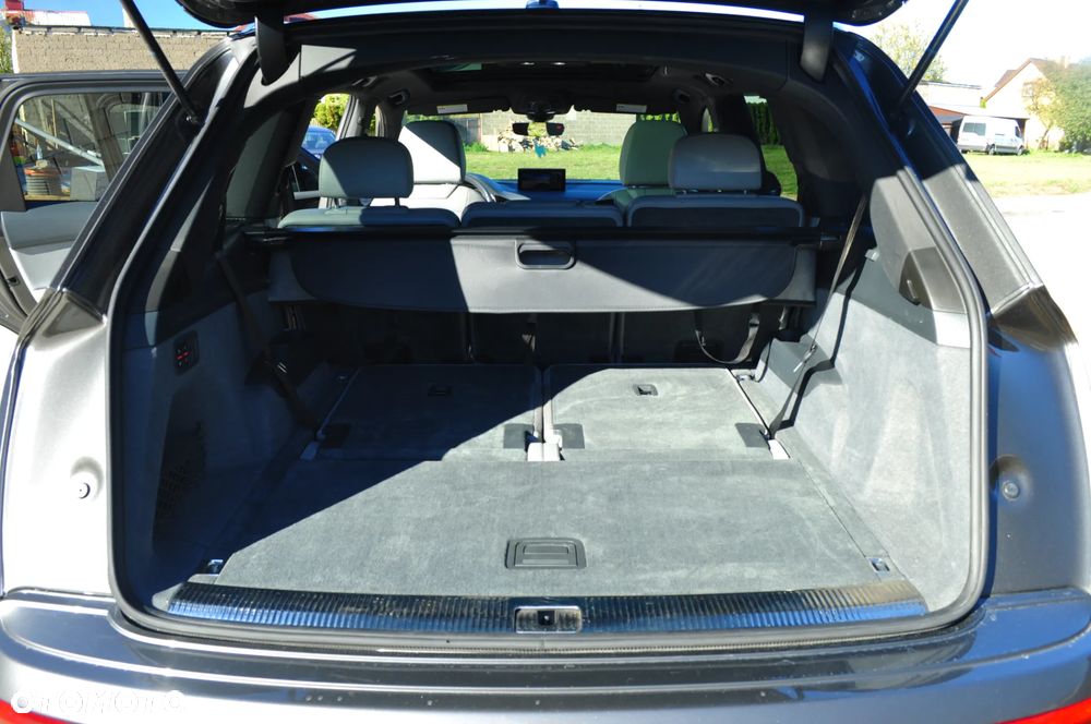 Audi Q7 - 15