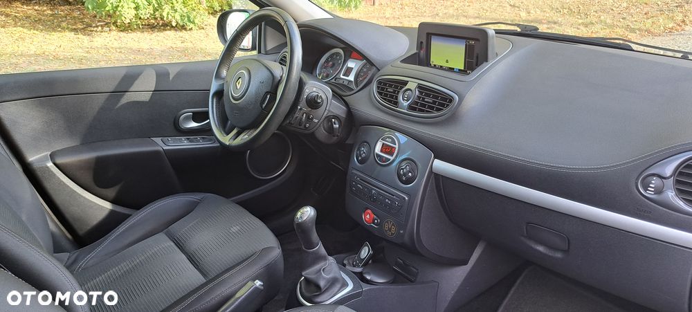 Renault Clio - 14