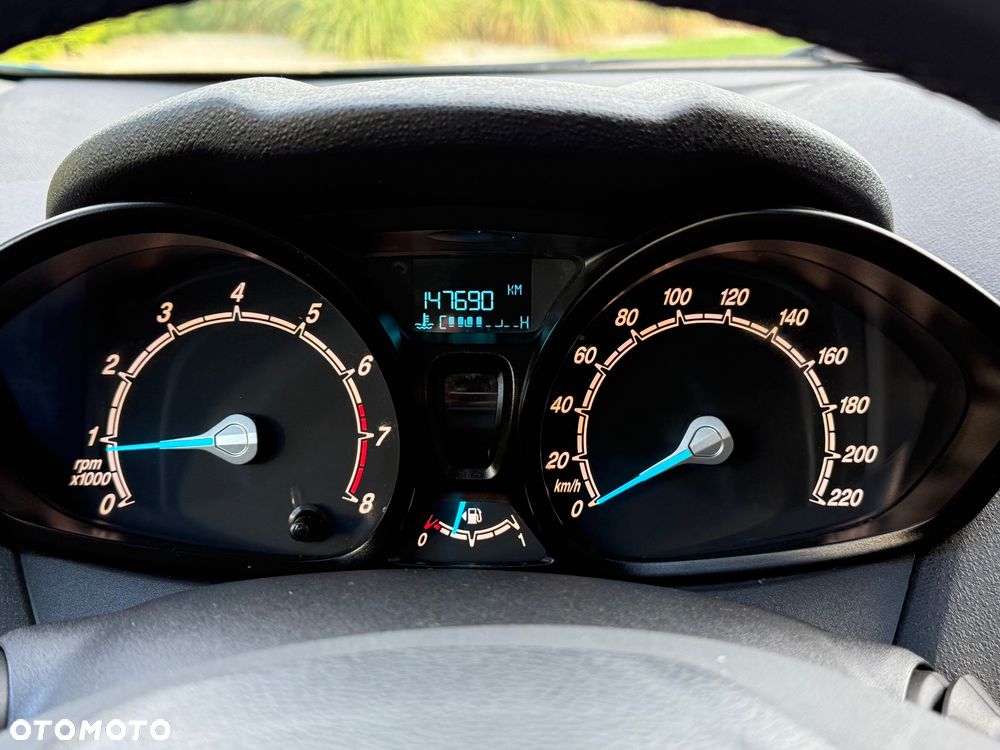 Ford Fiesta 1.25 Ambiente EU5 - 21