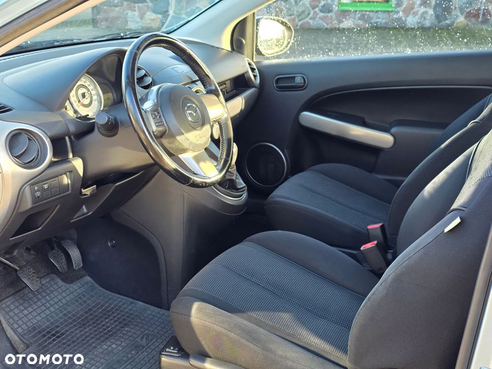 Mazda 2 1.3 Exclusive+ - 8