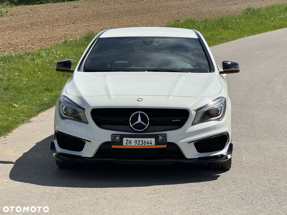 Mercedes-Benz CLA AMG 45 4-Matic - 4