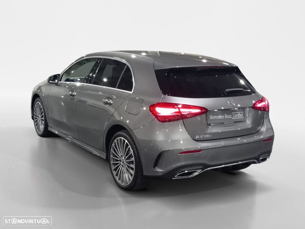 Mercedes-Benz A 250 e - 3