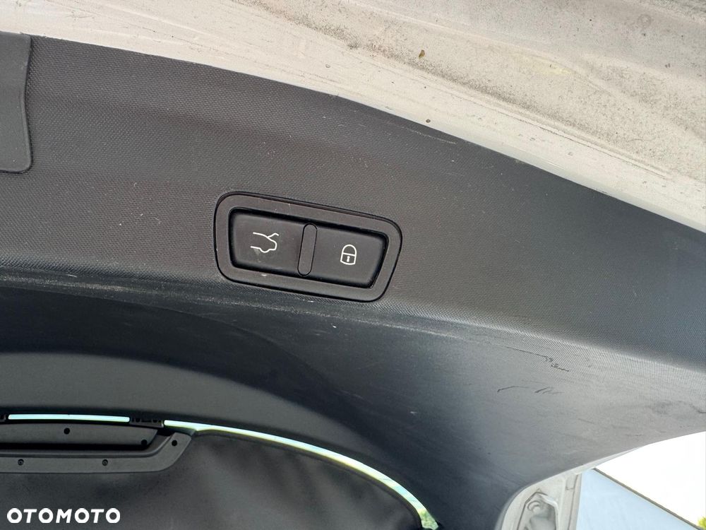 Alfa Romeo Stelvio 2.0 Turbo 16V AT8-Q4 Veloce Ti - 12