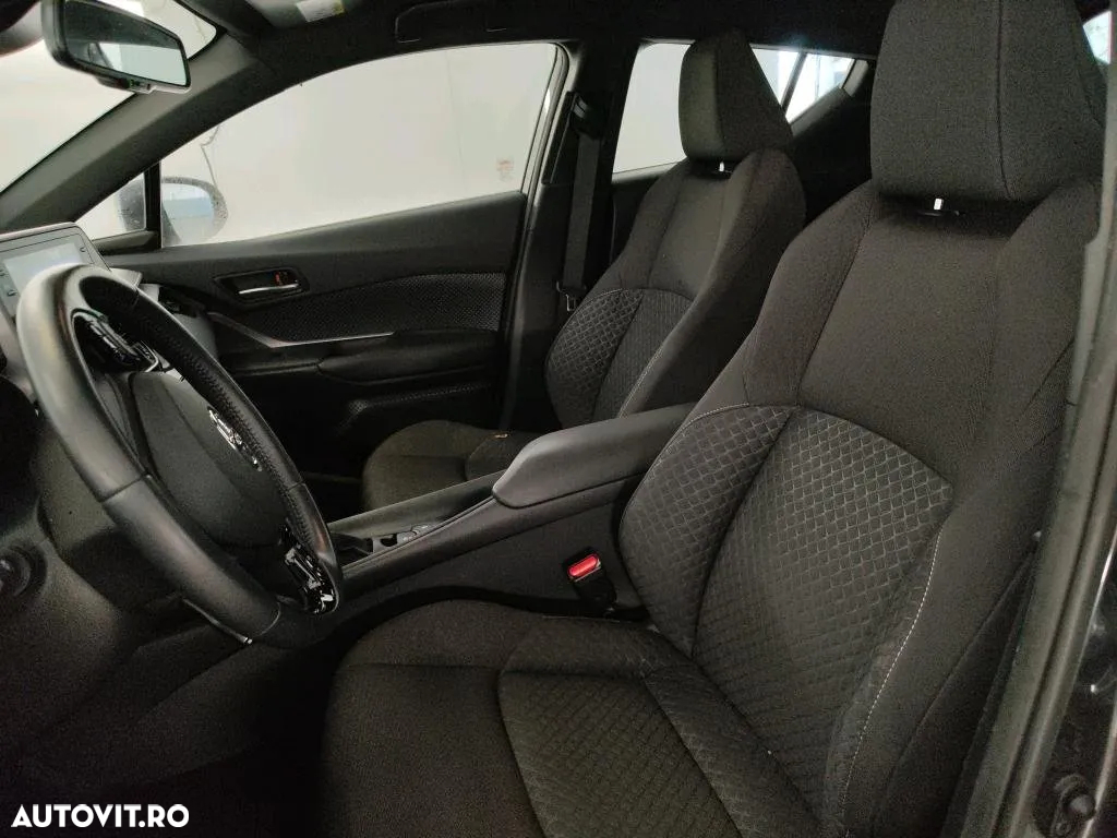 Toyota C-HR Hybrid Business-Edition - 8