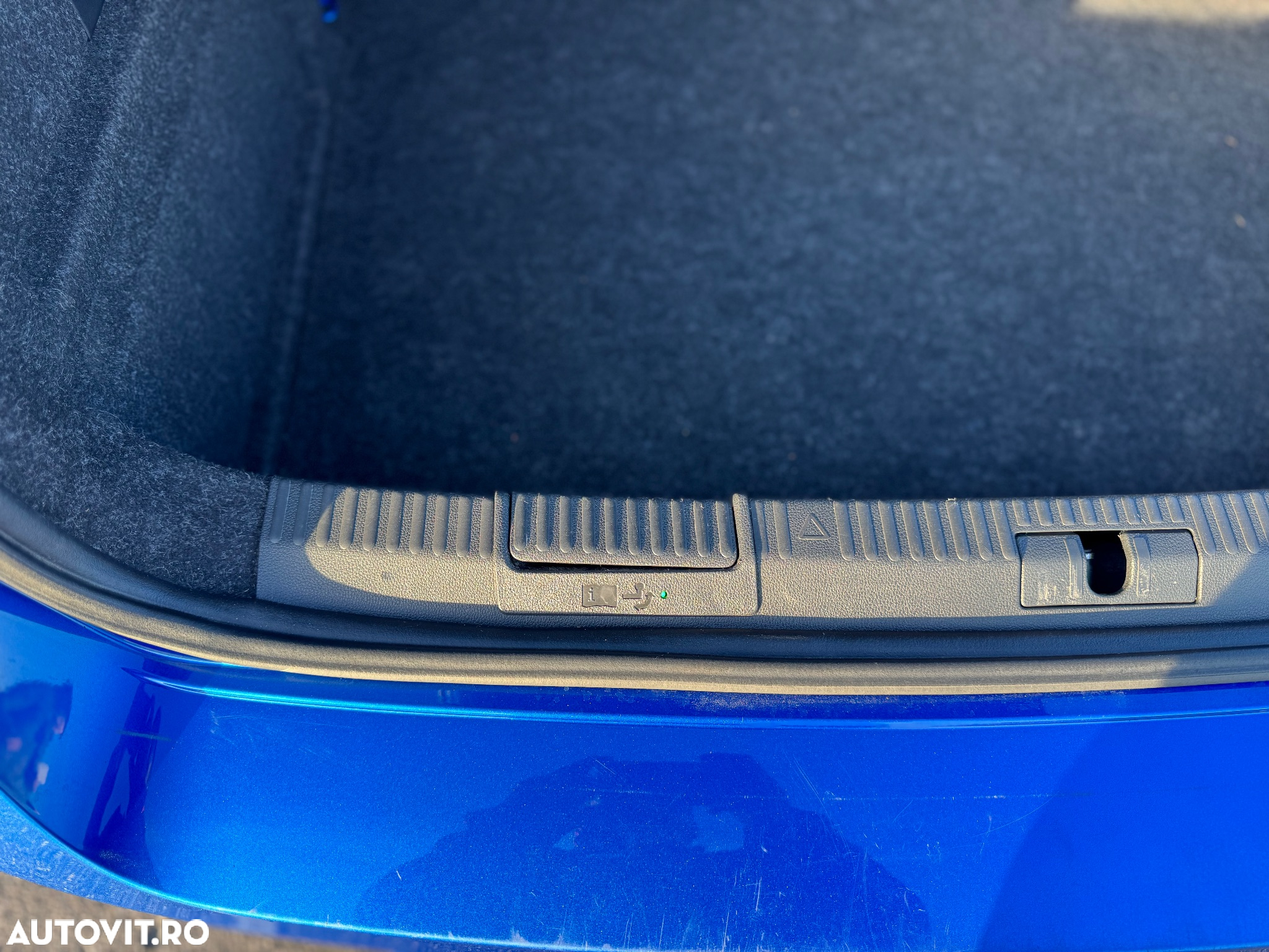 Skoda Superb 2.0 TDI DSG Style - 20