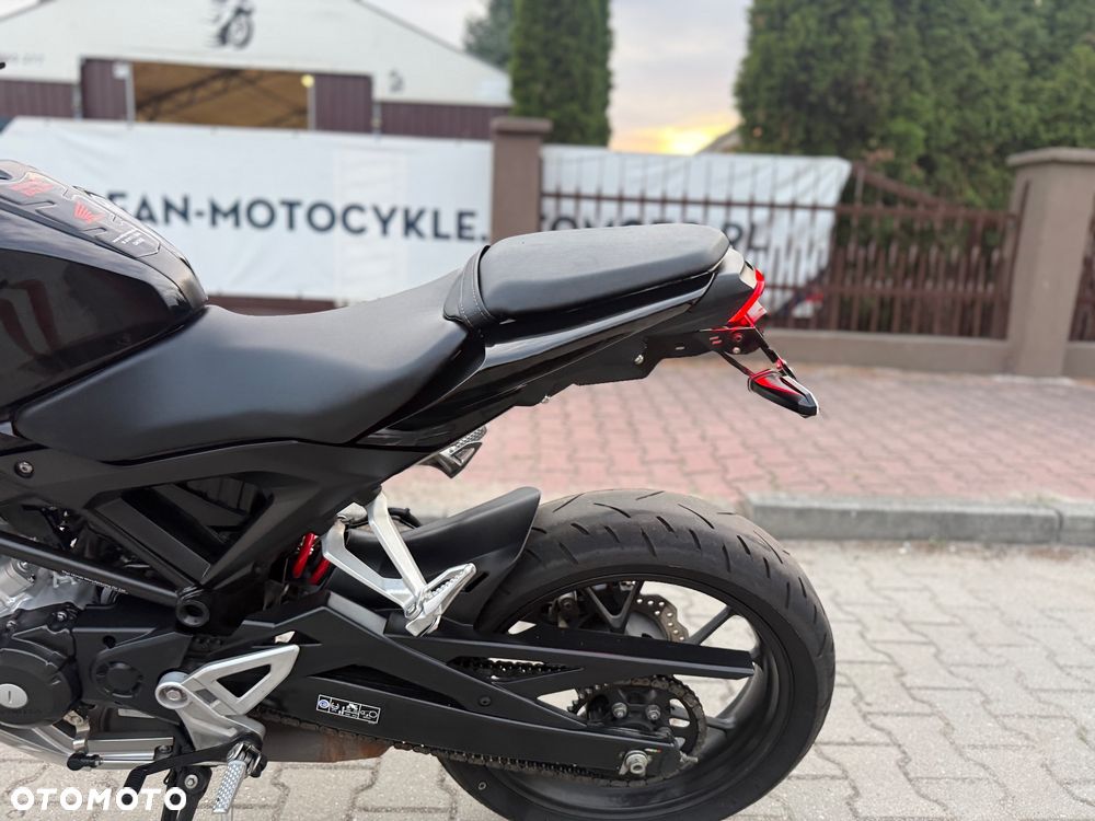 Honda CB - 27
