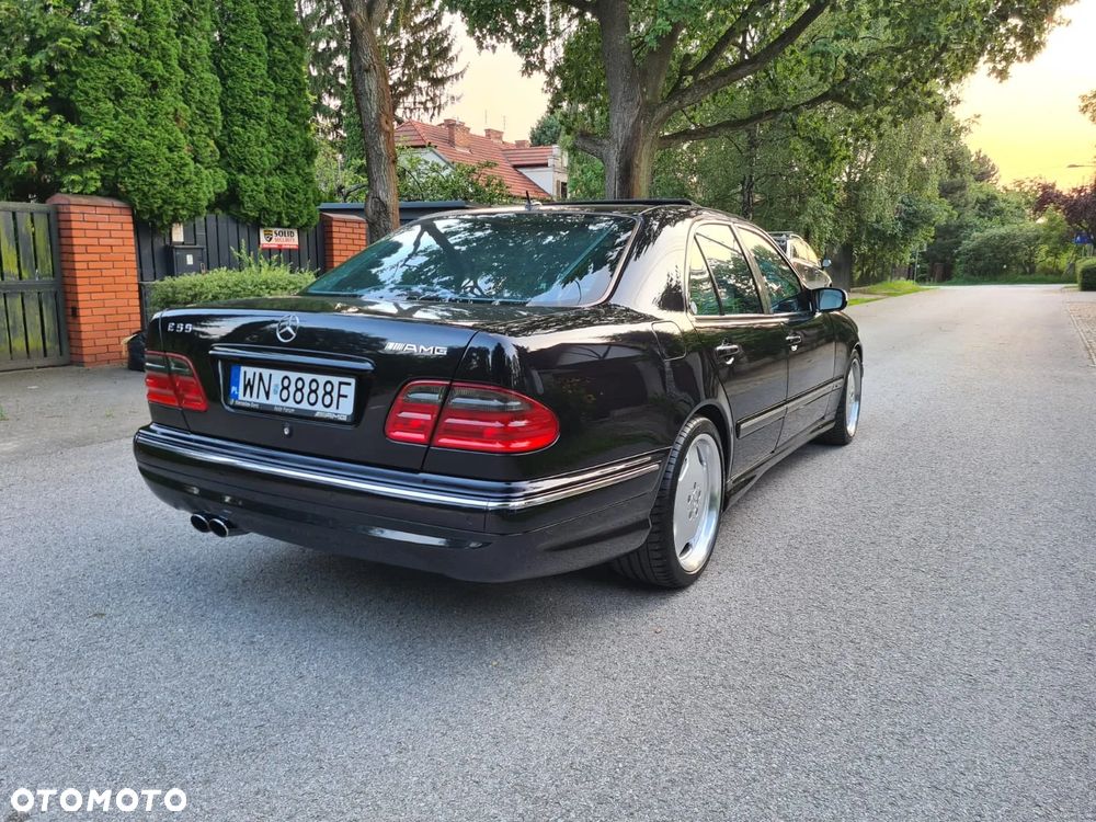 Mercedes-Benz Klasa E - 6