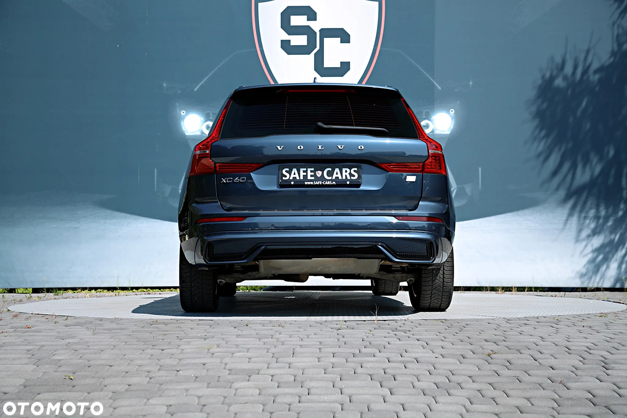 Volvo XC 60 T8 Plug-In Hybrid AWD R-Design - 9