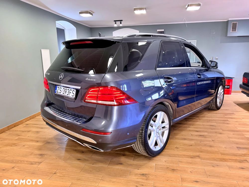 Mercedes-Benz GLE 500 4-Matic 9G-TRONIC - 19