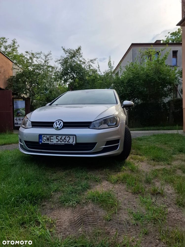 Volkswagen Golf 1.2 TSI BMT Trendline - 4