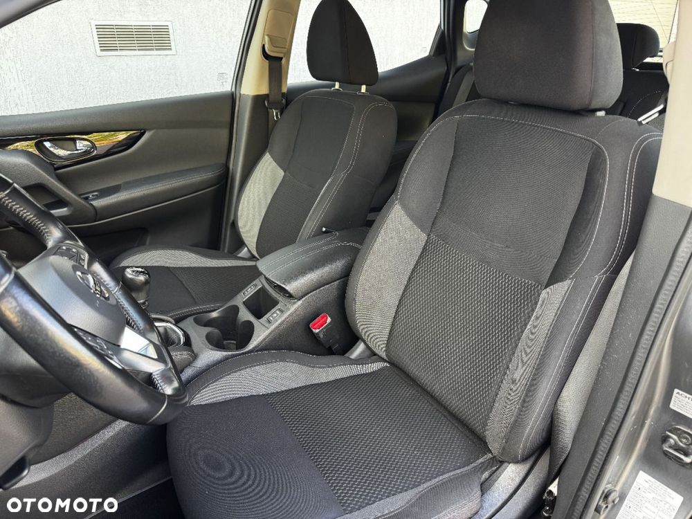 Nissan Qashqai 1.3 DIG-T Acenta - 13