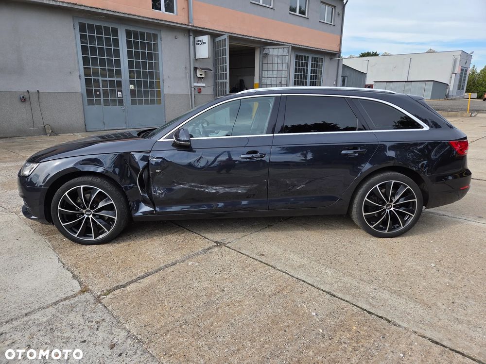 Audi A4 Avant - 13