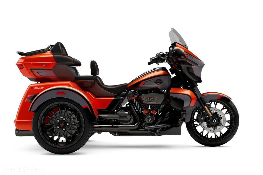 Harley-Davidson Street Glide Trike - 2